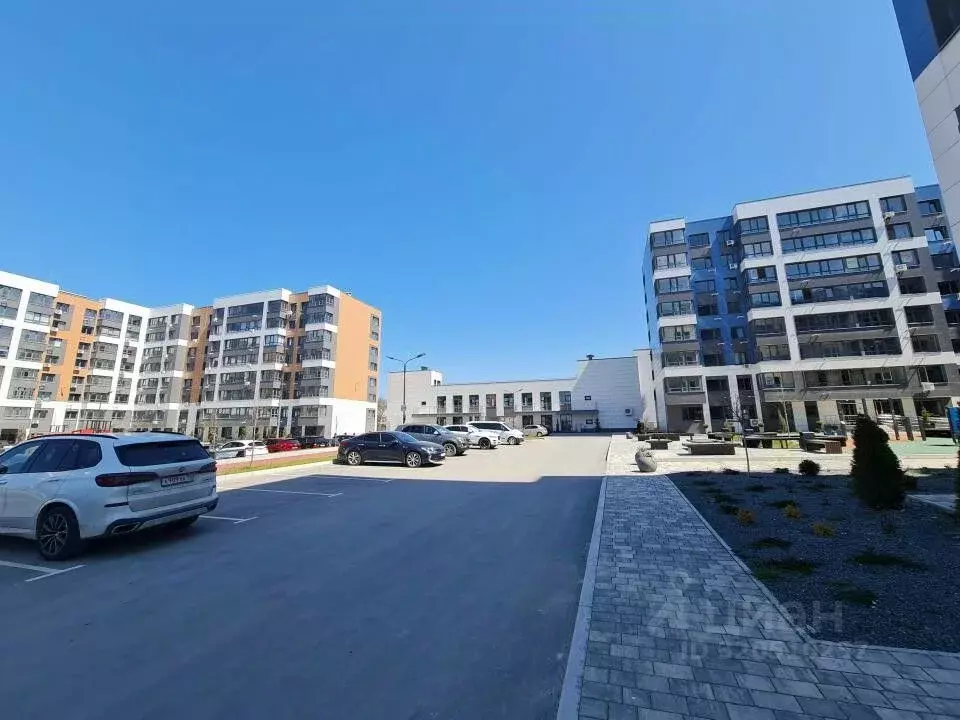 Помещение свободного назначения в Севастополь ул. Токарева, 18Б (130 ... - Фото 0