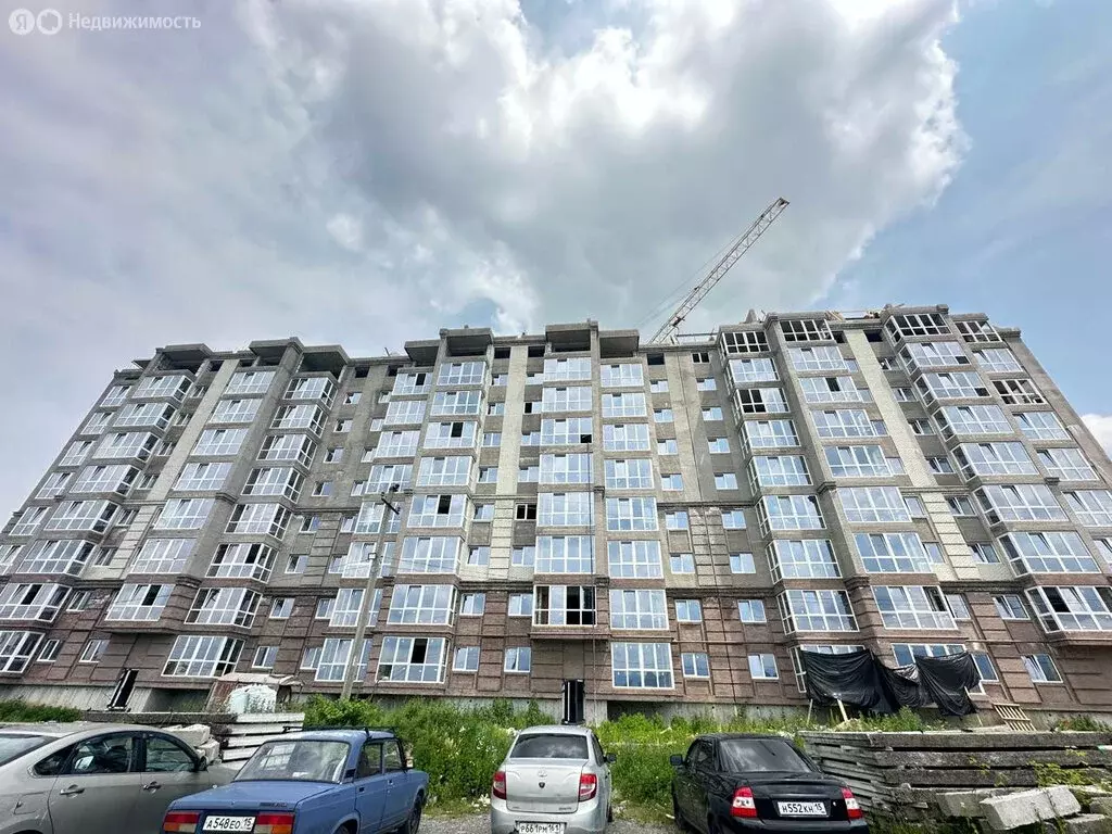 2-комнатная квартира: Владикавказ, улица Цоколаева, 40 (66 м) - Фото 1