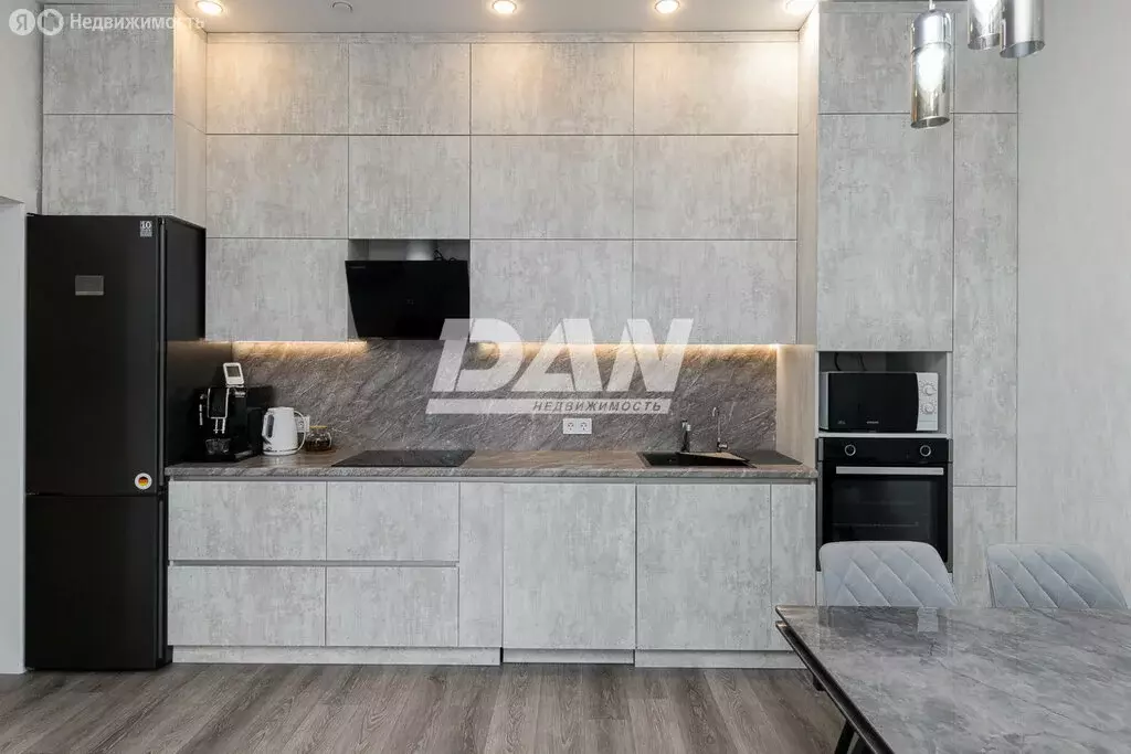 1-комнатная квартира: посёлок Западный, микрорайон Привилегия, ... - Фото 2