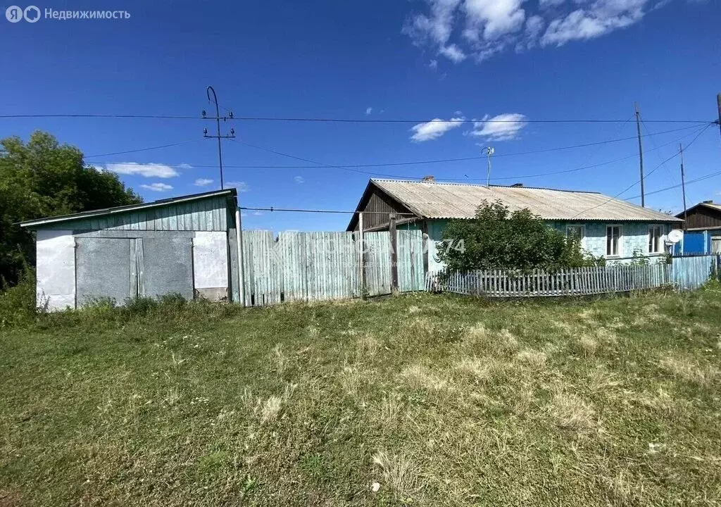Дом в Чистое, улица Кузнецова, 55 (50 м) - Фото 0