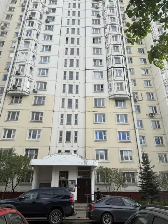 Продается 4-комнатная квартира - Фото 1