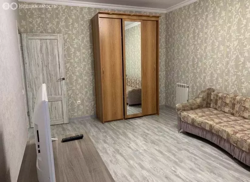 2-комнатная квартира: Аксай, улица Фрунзе, 1/10 (52 м) - Фото 1