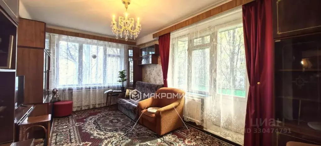 2-к кв. Санкт-Петербург ул. Вавиловых, 5К4 (50.0 м) - Фото 1