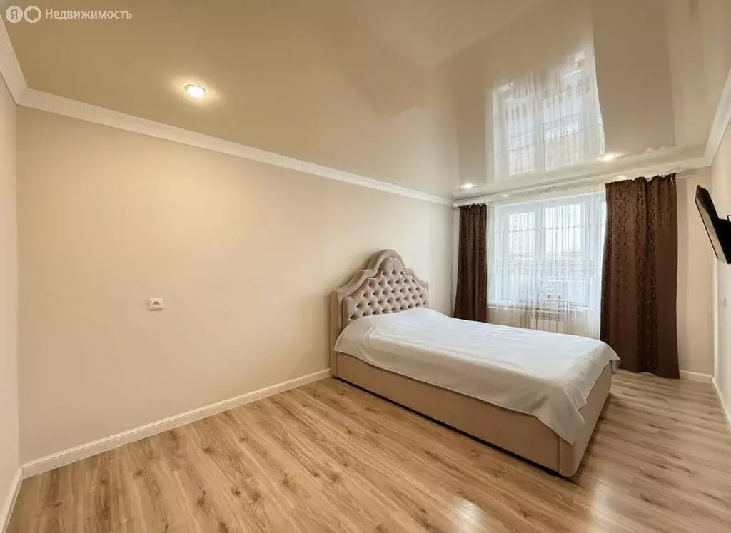 1-комнатная квартира: Нальчик, улица Идарова, 2 (30 м) - Фото 1