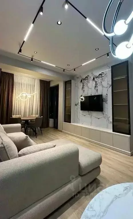 1-к кв. Татарстан, Казань ул. Гарифа Ахунова, 10 (45.0 м) - Фото 0