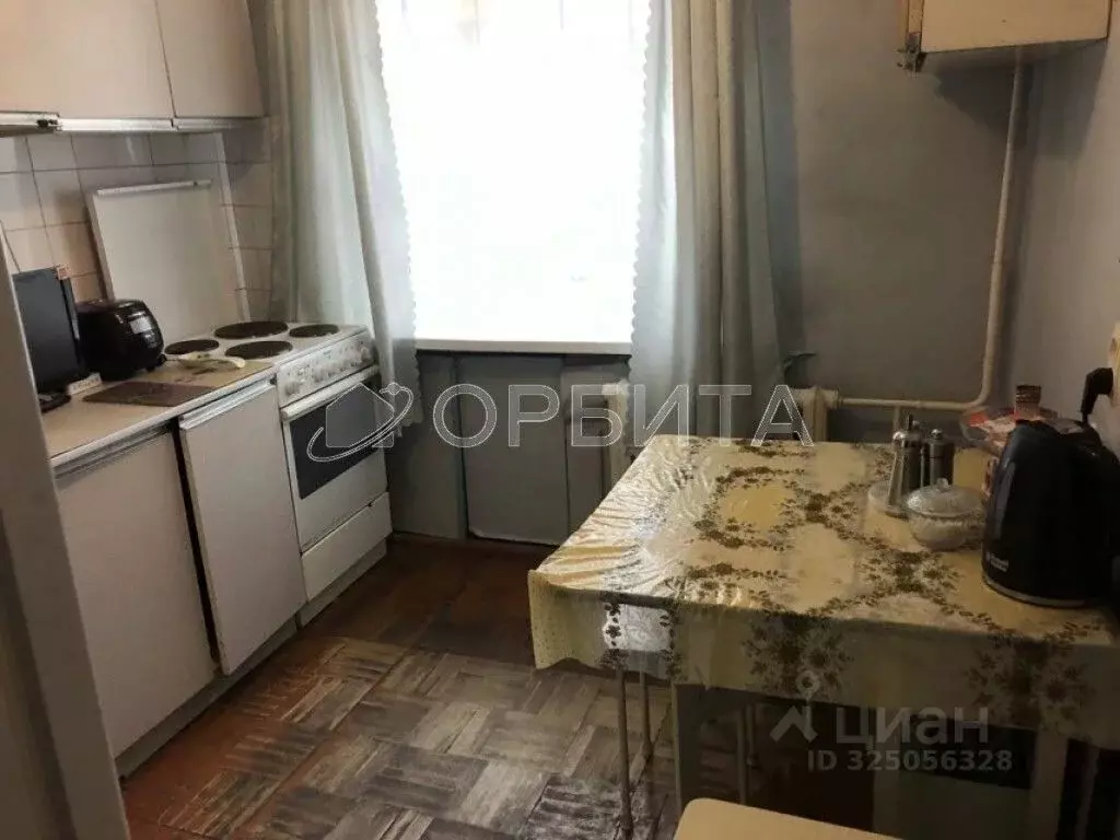 4-к кв. Тюменская область, Тюмень ул. Седова, 55 (72.0 м) - Фото 1