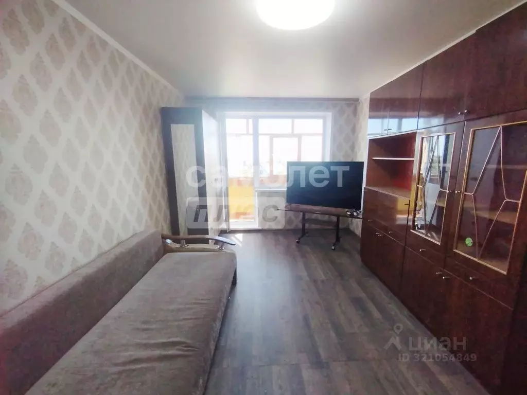 2-к кв. Белгородская область, Старый Оскол ул. Хмелева, 1 (55.0 м) - Фото 0