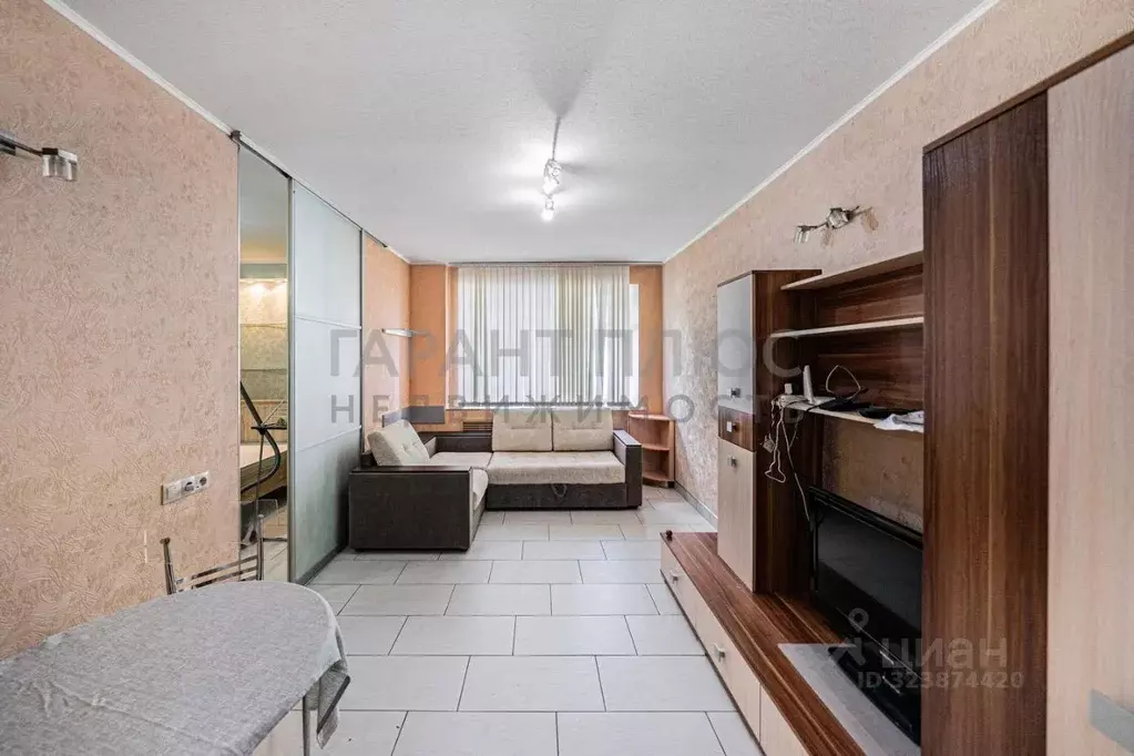 2-к кв. Липецкая область, Липецк ул. Космонавтов, 3к1 (40.0 м) - Фото 0