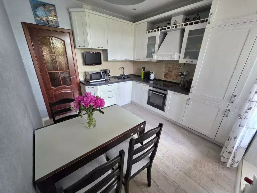 3-к кв. Москва Днепропетровская ул., 25к1 (77.0 м) - Фото 0