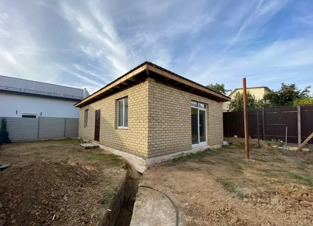 Дом в Волгоградская область, Волгоград Подтелковская ул. (62 м) - Фото 1