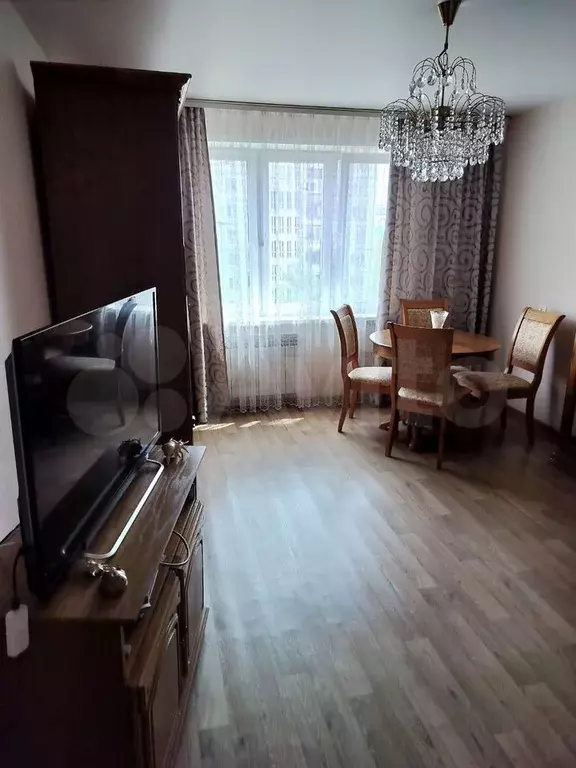 3-к. квартира, 70 м, 6/9 эт. - Фото 1