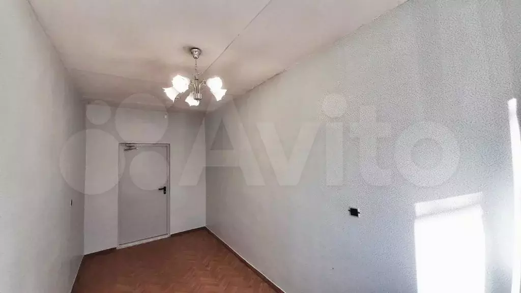 Офис, Комсомольская ул., 8 - Фото 1