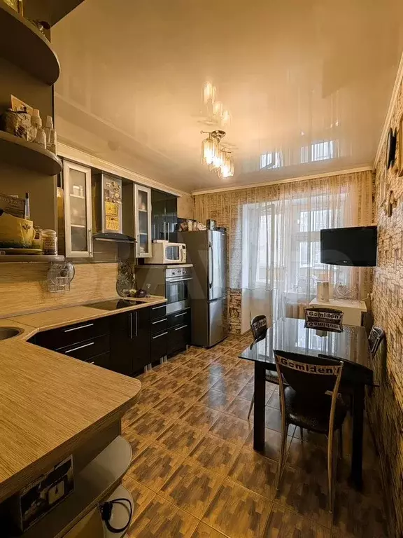 3-к. квартира, 80 м, 2/15 эт. - Фото 1
