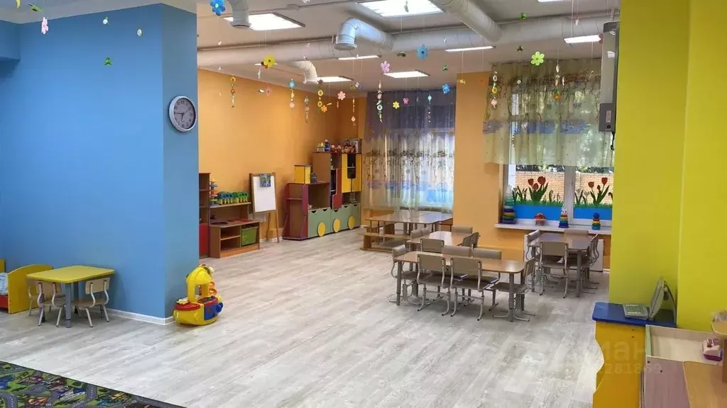 Помещение свободного назначения в Свердловская область, Екатеринбург ... - Фото 1