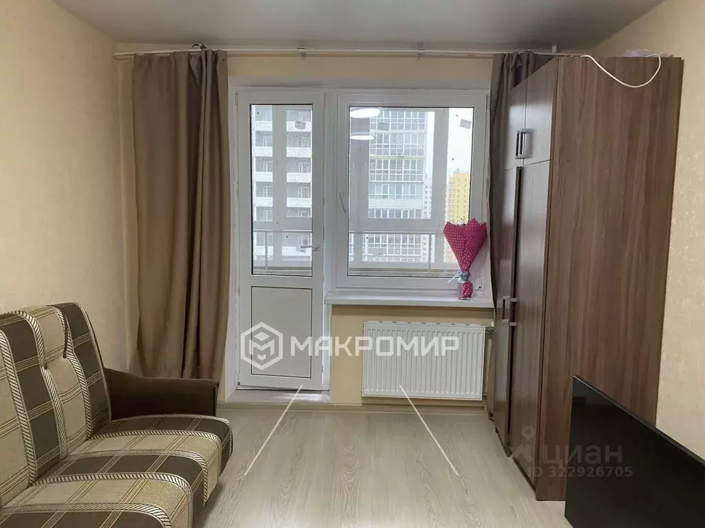 Студия Кировская область, Киров ул. Энтузиастов, 15к2 (23.0 м) - Фото 1