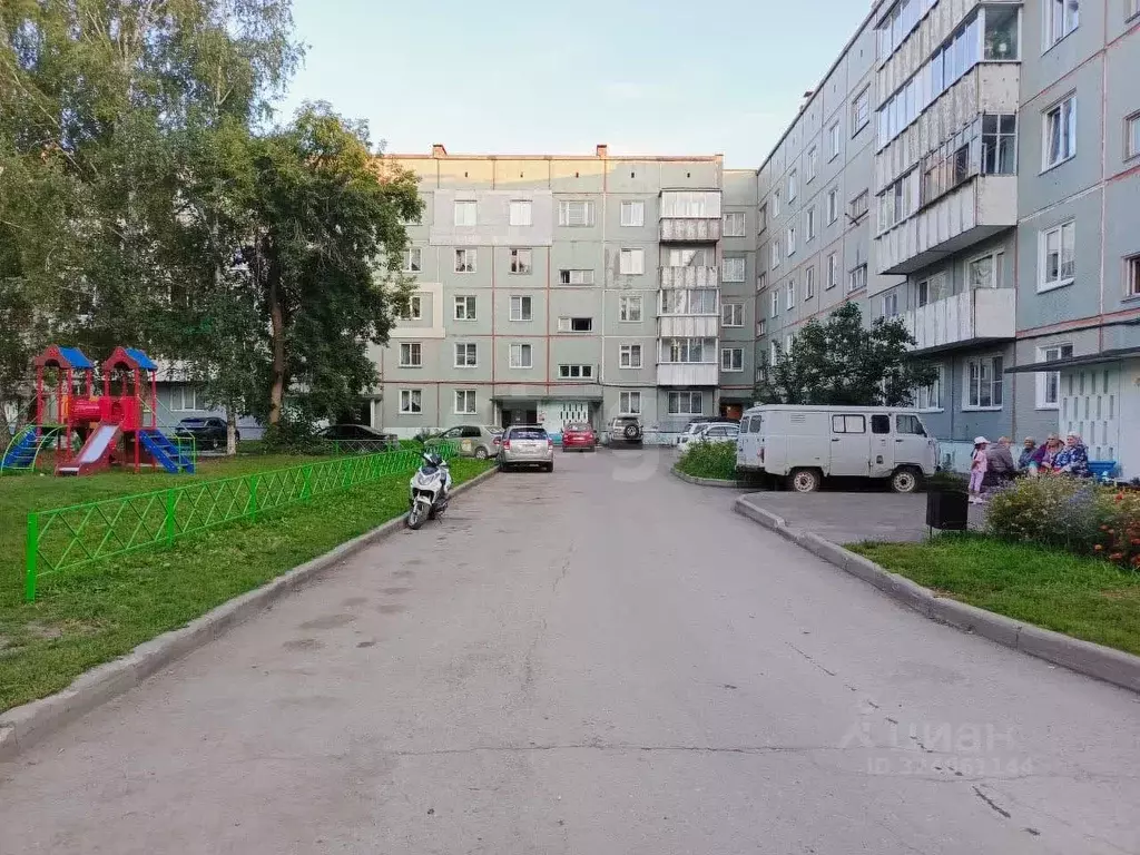 2-к кв. Кемеровская область, Юрга Фестивальная ул., 9 (48.0 м) - Фото 1