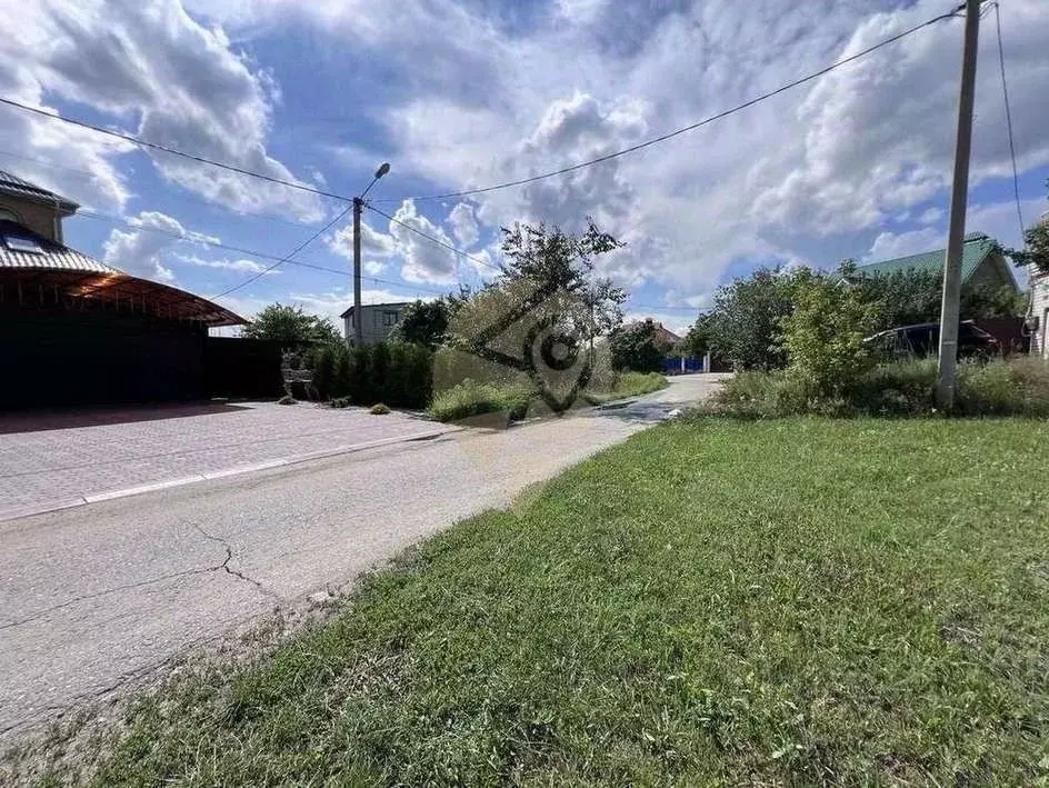 Участок в Белгородская область, Старый Оскол Радостная ул. (12.3 сот.) - Фото 1