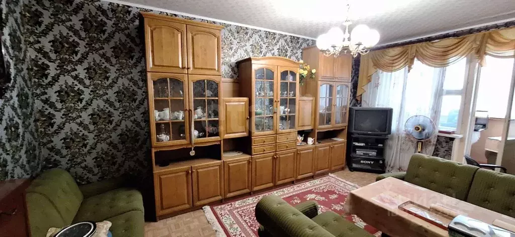 3-к кв. Белгородская область, Белгород ул. Есенина, 12 (70.6 м) - Фото 1