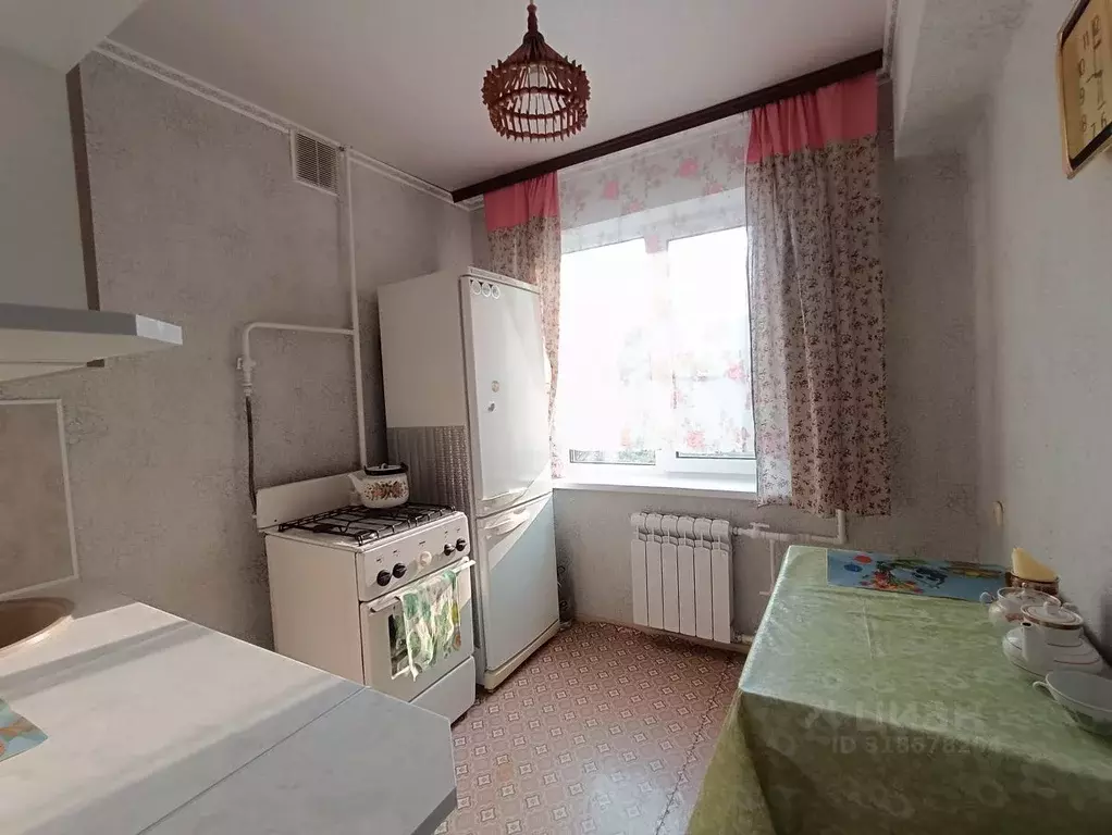 1-к кв. Тульская область, Новомосковск ул. Орджоникидзе, 5Б (30.0 м) - Фото 0
