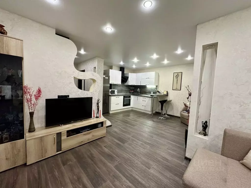 Студия Омская область, Омск ул. Крупской, 13/4 (37.0 м) - Фото 1