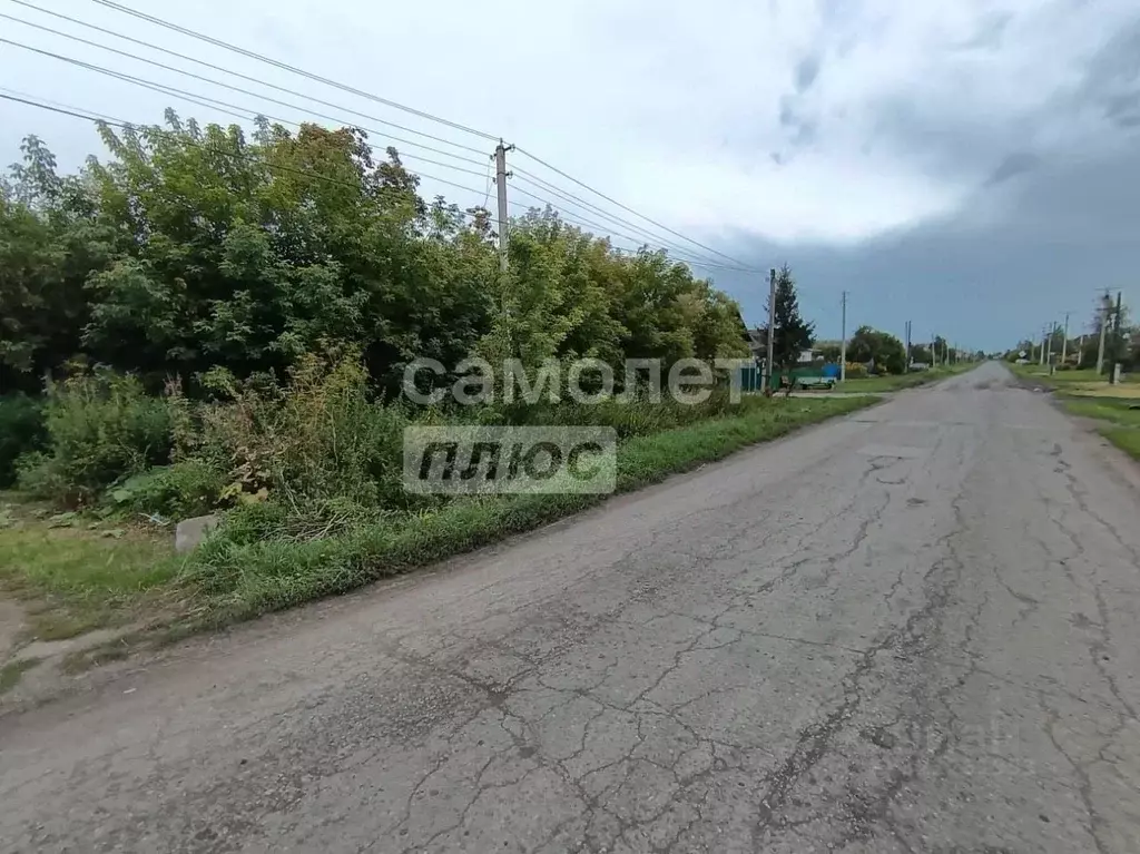 Участок в Омская область, с. Азово ул. Садовая, 67 (13.0 сот.) - Фото 2