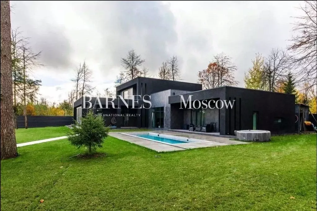 Коттедж в Московская область, Одинцовский городской округ, д. Сивково, ... - Фото 1