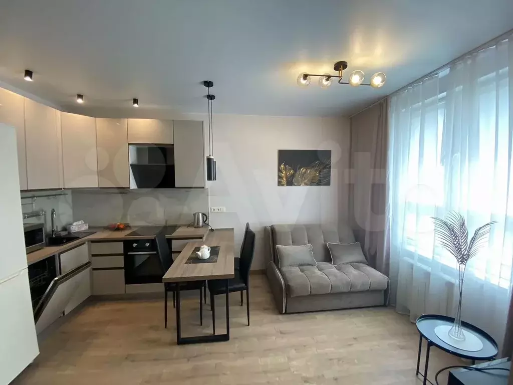 1-к. квартира, 40 м, 12/13 эт. - Фото 0