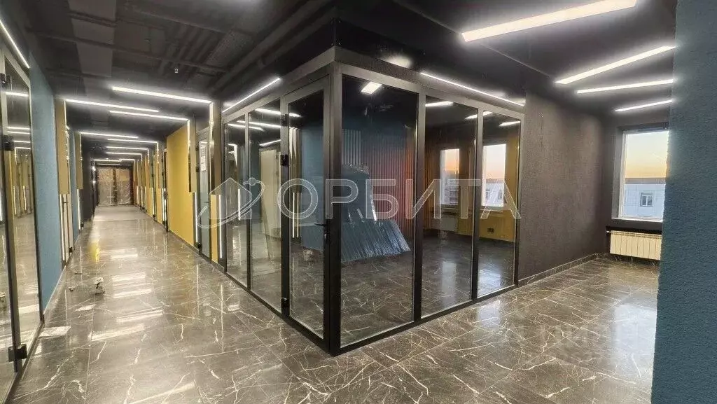 Помещение свободного назначения в Тюменская область, Тюмень ул. ... - Фото 1