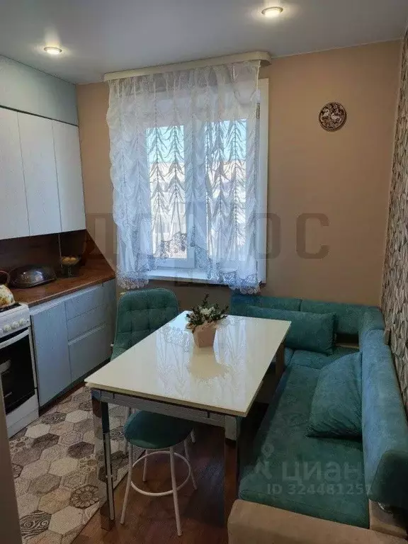 4-к кв. Свердловская область, Богданович Первомайская ул., 20 (70.1 м) - Фото 1