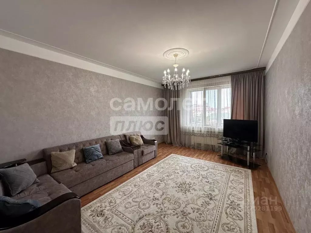 2-к кв. Дагестан, Махачкала ул. Атланаульская, 8 (69.0 м) - Фото 0