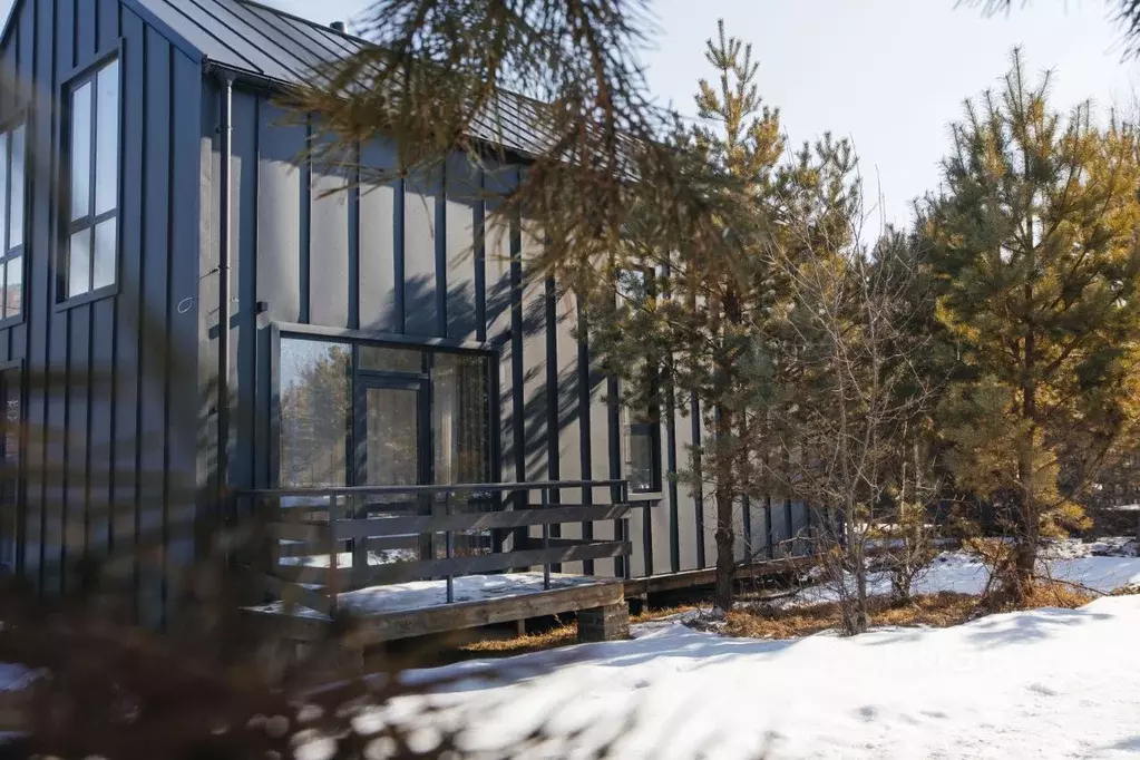 Коттедж в Алтай, Чемальский район, Рублевка ДПК ул. Заречная, 15 (88 ... - Фото 1