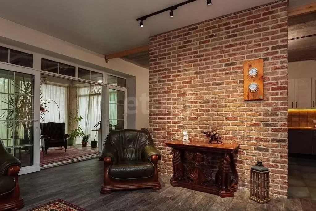 Дом в Калининградская область, Гурьевск Фабричная ул., 2 (231 м) - Фото 1