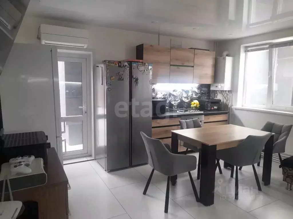 Дом в Самарская область, Самара Ученическая ул., 126 (140 м) - Фото 1