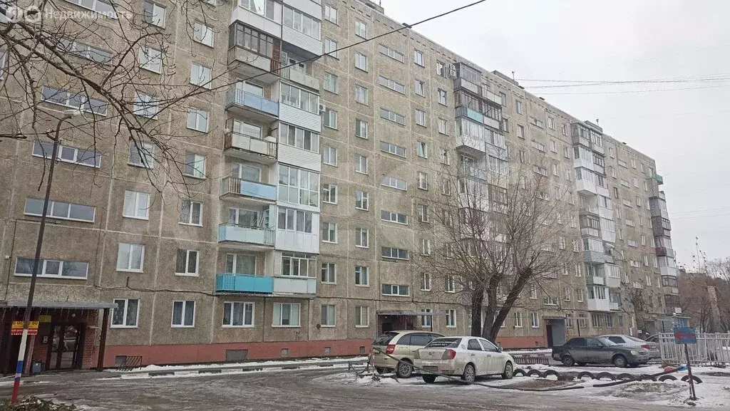 4-комнатная квартира: Омск, микрорайон Заозёрный, проспект Менделеева, ... - Фото 1