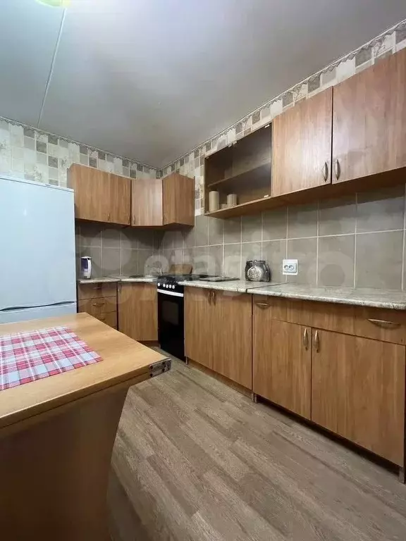 1-к. квартира, 37 м, 4/9 эт. - Фото 1