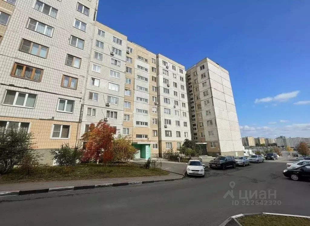 3-к кв. Белгородская область, Старый Оскол Лесной мкр, 5 (62.9 м) - Фото 0