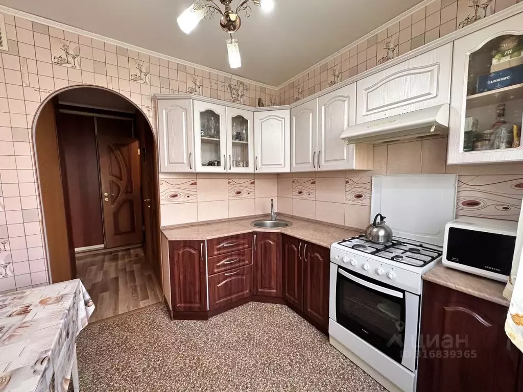2-к кв. Саратовская область, Саратов Лунная ул., 1 (53.0 м) - Фото 0