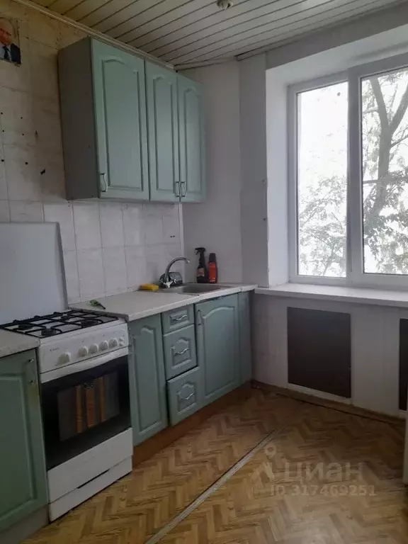 3-к кв. Волгоградская область, Волгоград ул. Кузнецова, 53 (62.0 м) - Фото 0