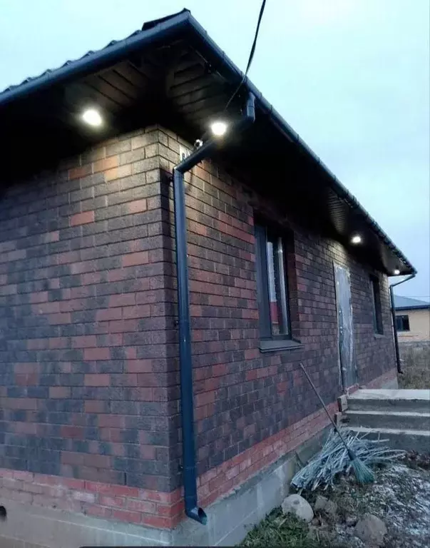 Дом в Башкортостан, Иглинский район, Акбердинский сельсовет, с. ... - Фото 2