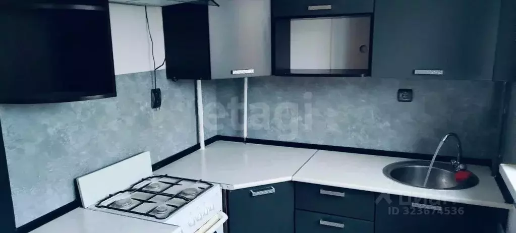 2-к кв. Свердловская область, Первоуральск ул. Малышева, 5 (43.0 м) - Фото 0