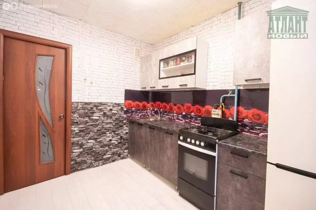 3-комнатная квартира: Хабаровск, микрорайон Южный, улица Ворошилова, 6 ... - Фото 2