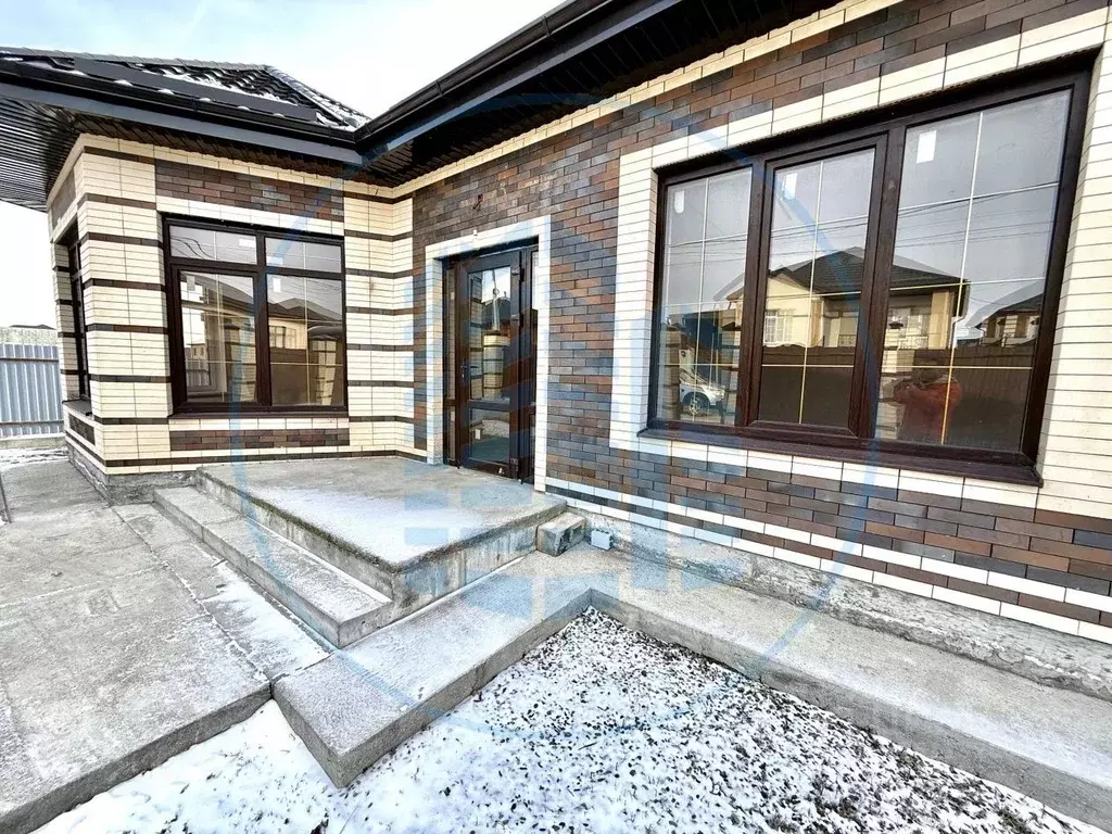 Дом в Ставропольский край, Ессентуки ул. Малахитовая, 77 (152 м) - Фото 1