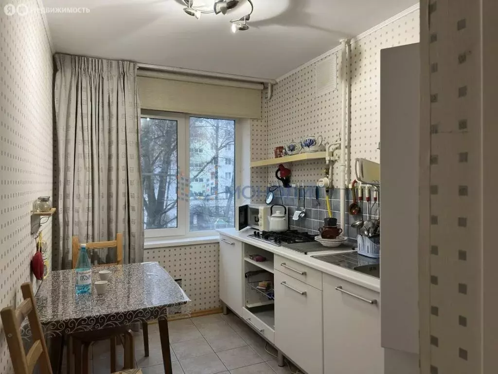 3-комнатная квартира: Нижний Новгород, жилой район Кузнечиха, бульвар ... - Фото 2