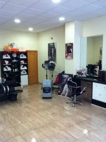 Hair and Beauty Salon In Santa Pola - Фото 0