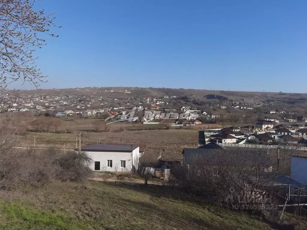 Участок в Крым, Симферопольский район, с. Трудовое ул. Нижняя, 36 (9.2 ... - Фото 1