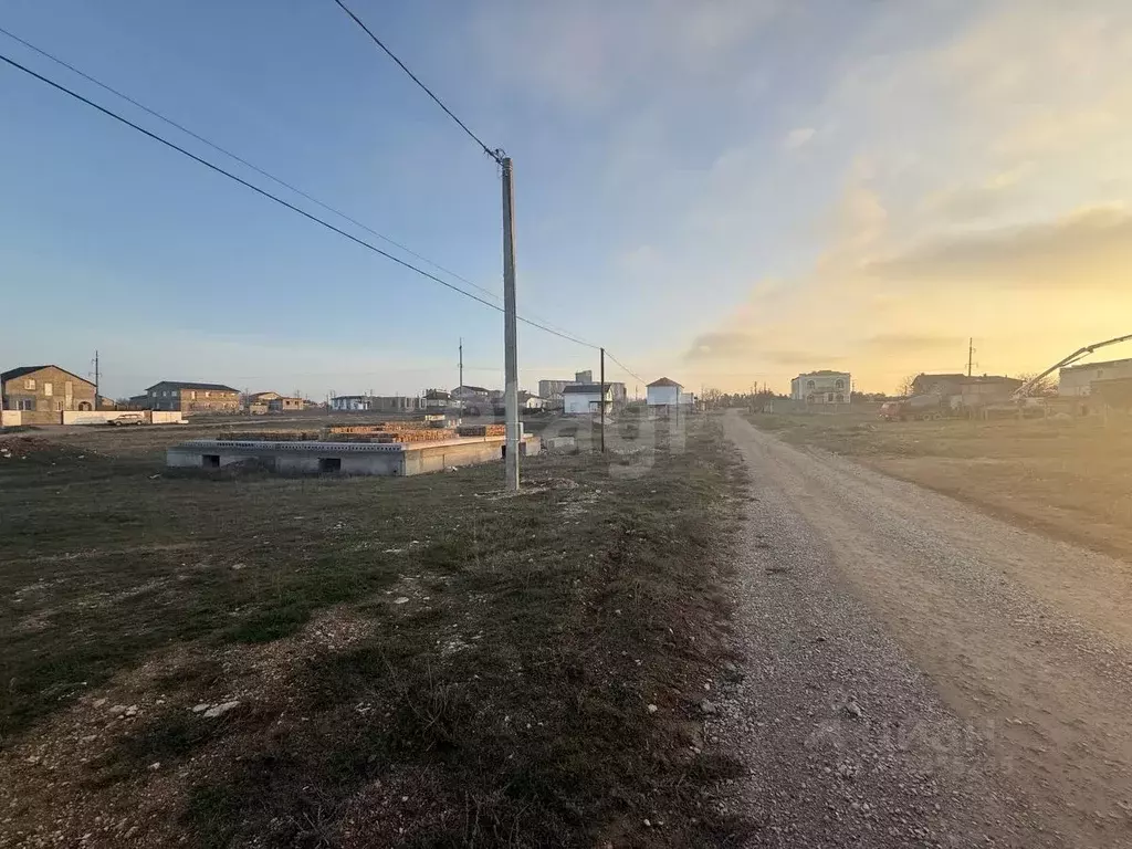 Участок в Крым, Евпатория ул. Давулджар (6.0 сот.) - Фото 1