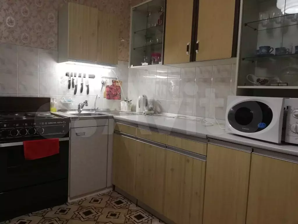 2-к. квартира, 56 м, 1/17 эт. - Фото 0