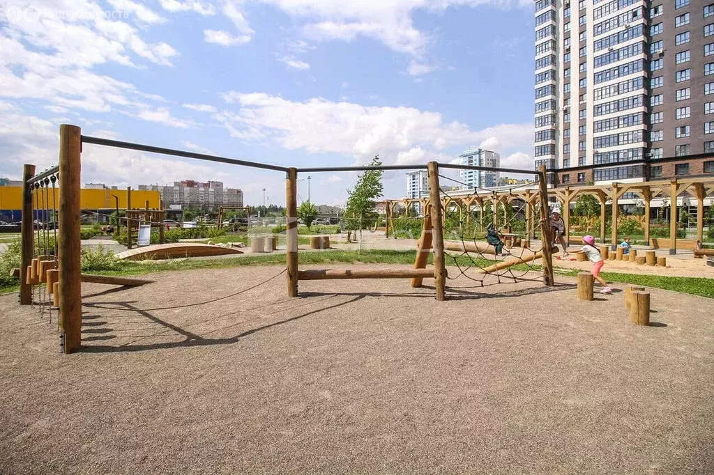 3-комнатная квартира: Барнаул, Власихинская улица, 65Ак1 (80.3 м) - Фото 1
