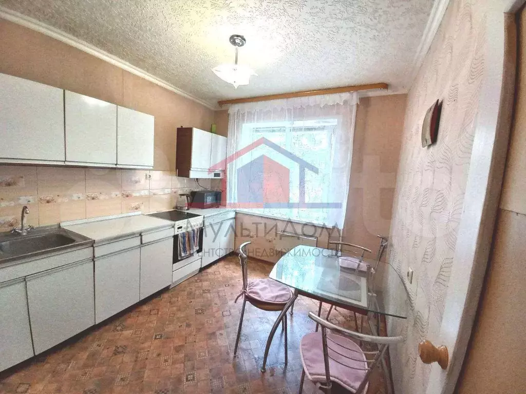 3-к. квартира, 63 м, 1/9 эт. - Фото 0