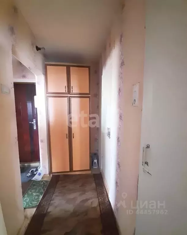 2-к кв. Челябинская область, Челябинск Знаменская ул, 3 (40.0 м) - Фото 1